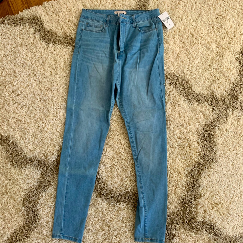 Forever 21 Blue Jeans Size 29 -Brand New with Tags